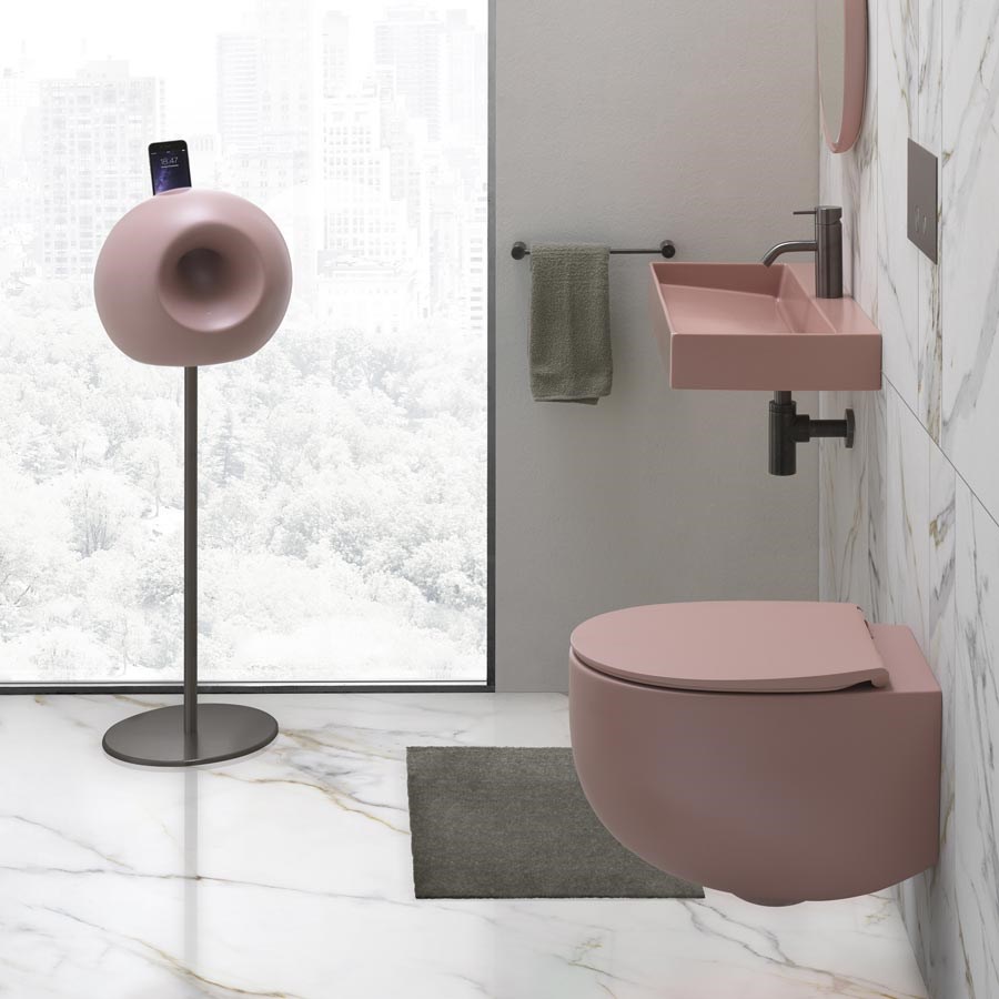 Lyserød håndvask i minimalistisk design til badeværelset