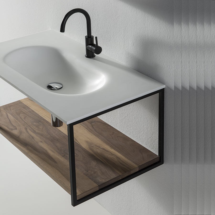 Badeværelsesmøbel Nogal i et flot og enkelt design til vægmontering 