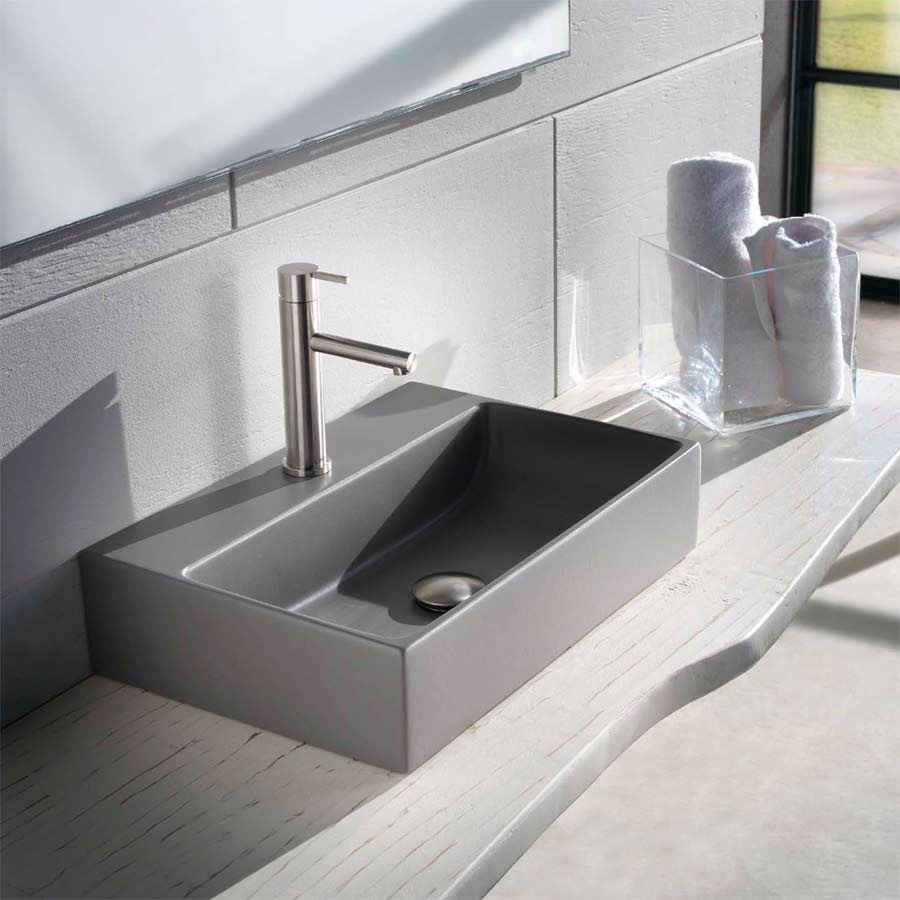 fordel Modtager Elektrisk Thin Box - Flot sort håndvask til et smalt badeværelse / gæstetoilet