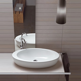 Håndvask i ovalt design til placering på bordplade