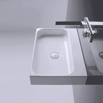 Håndvask Unit 80 i hvid Porcelæn på væg