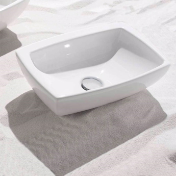 Håndvask i firkantet smukt design i hvid porcelæn  til bordplade