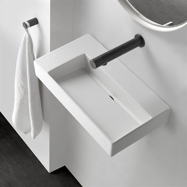 Unplug stand Mini V Lille håndvask 45,5x25 cm i blank hvid porcelæn med sidebord til venstre