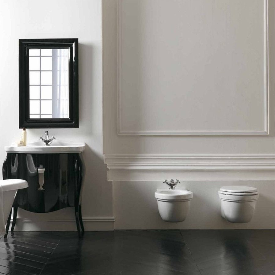 Theos Væghængt klassisk toilet i porcelæn  Design4home